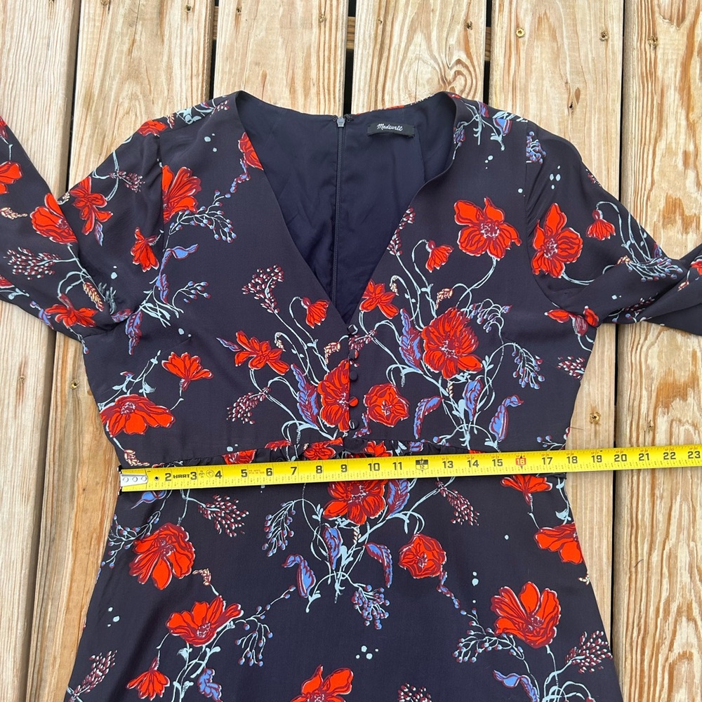 MADEWELL Silk Ruffle-Waist Dress in Windblown Poppies 3/4 sleeve mini SZ 12 EUC - Picture 10 of 15